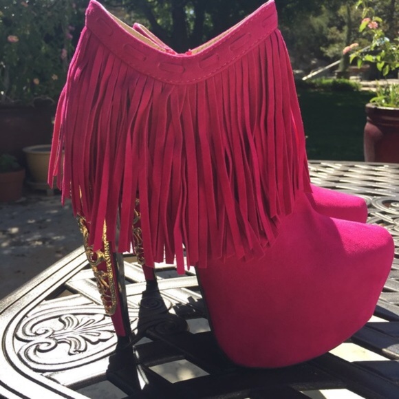 Privileged - Picture 3 of 4